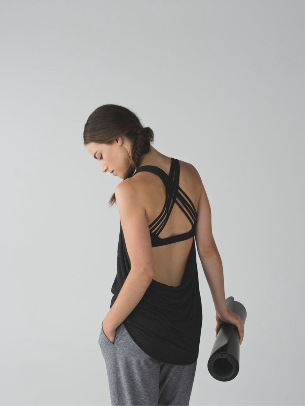 LULULEMON Black Women's Scoop Neck Wild Tank Top (US 2)